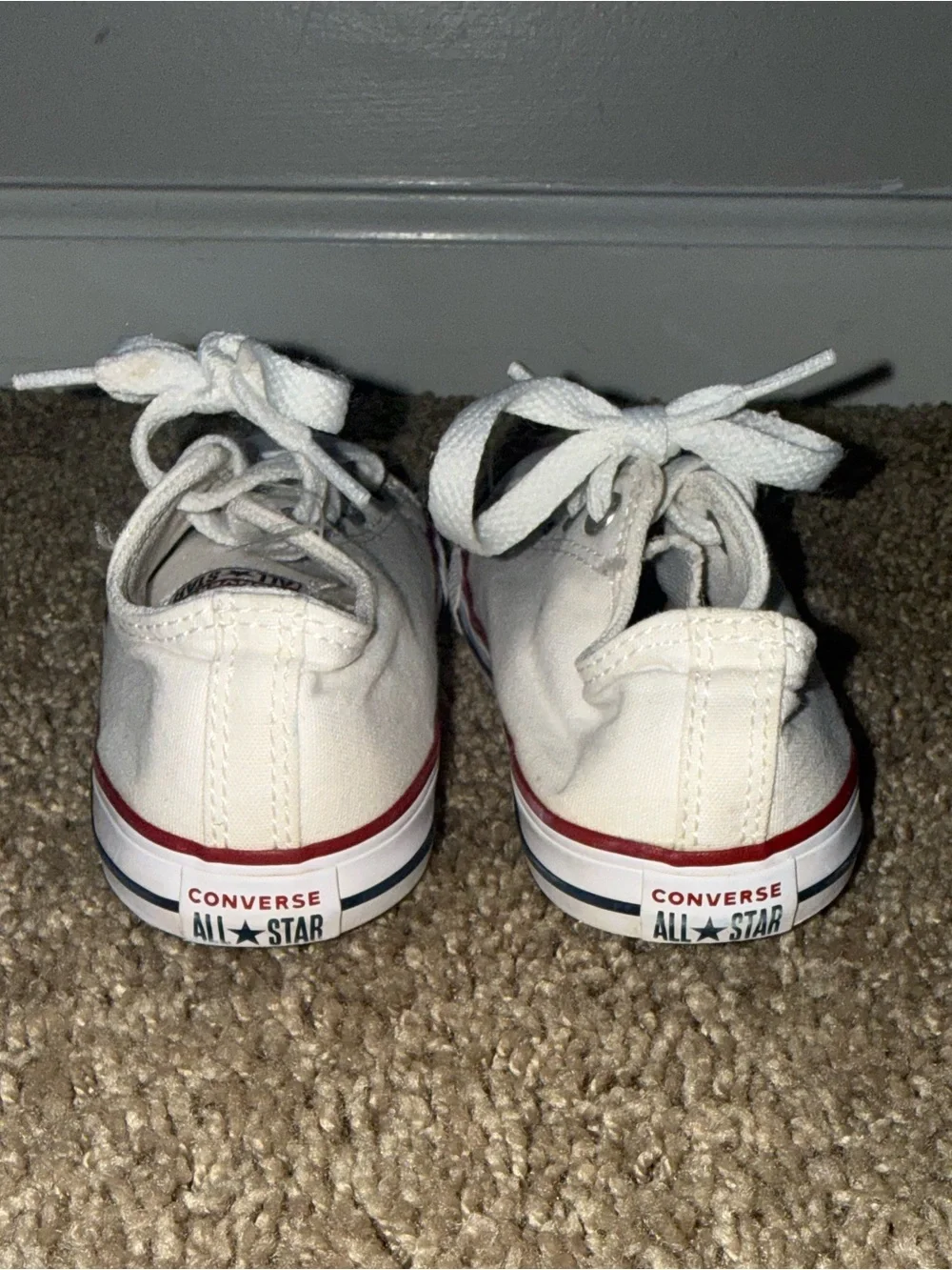 Toddler Converse Chuck Taylor All Star low-top sneakers Size 10